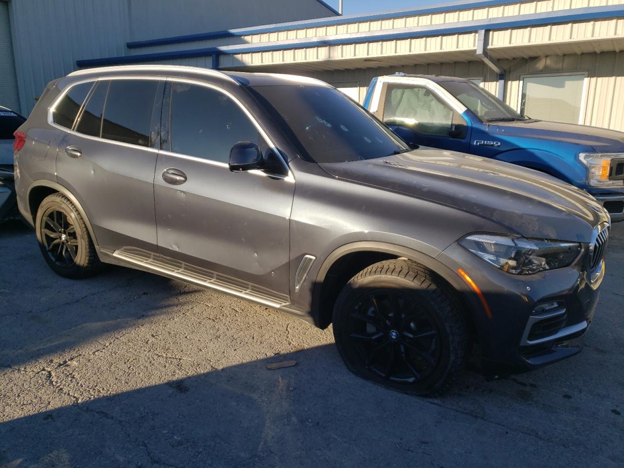 2019 BMW X5 - Image 4