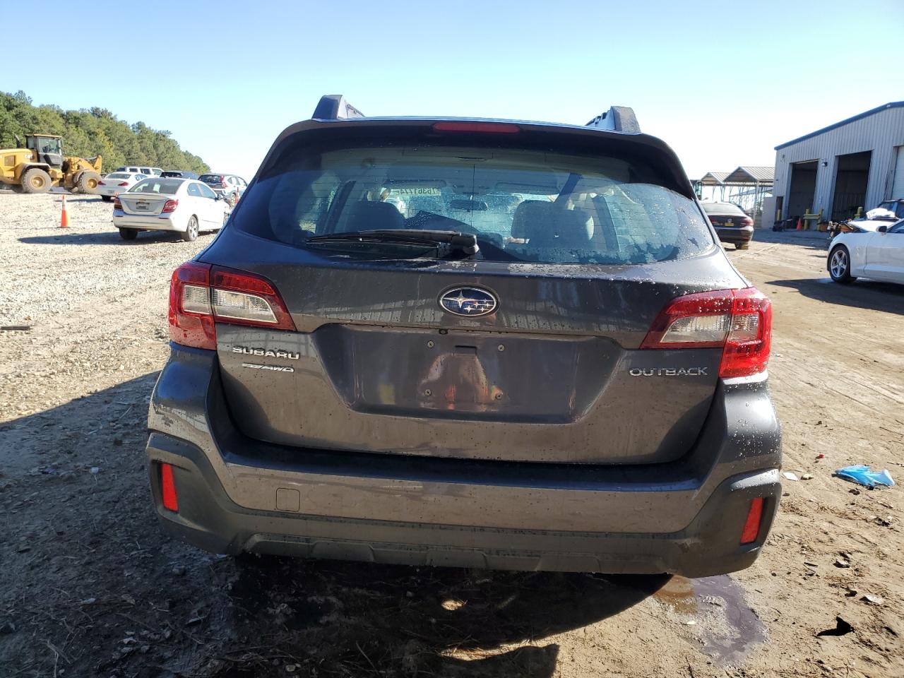 2018 Subaru Outback 2.5I VIN: 4S4BSAAC4J3217418 Lot: 76361774