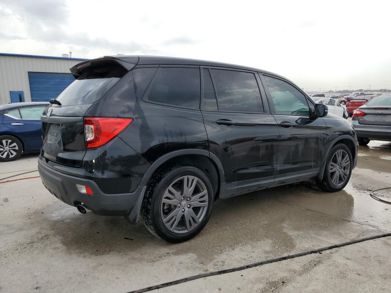 2021 Honda Passport - Image 3