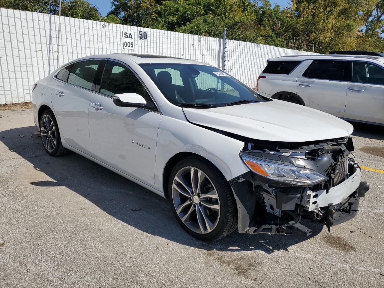 2020 Chevrolet Malibu - Image 4