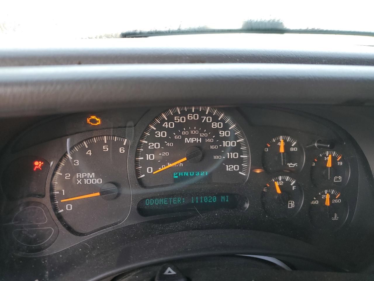 2004 GMC Sierra - Image 9