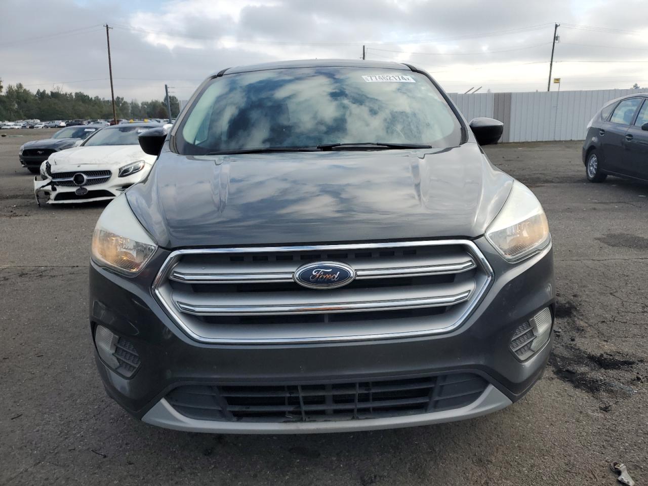 2017 Ford Escape - Image 5