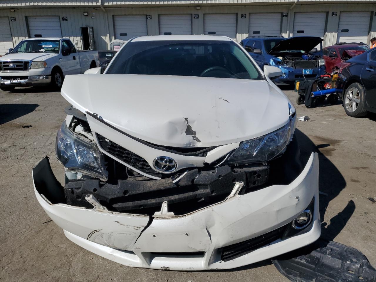 2014 Toyota Camry - Image 5