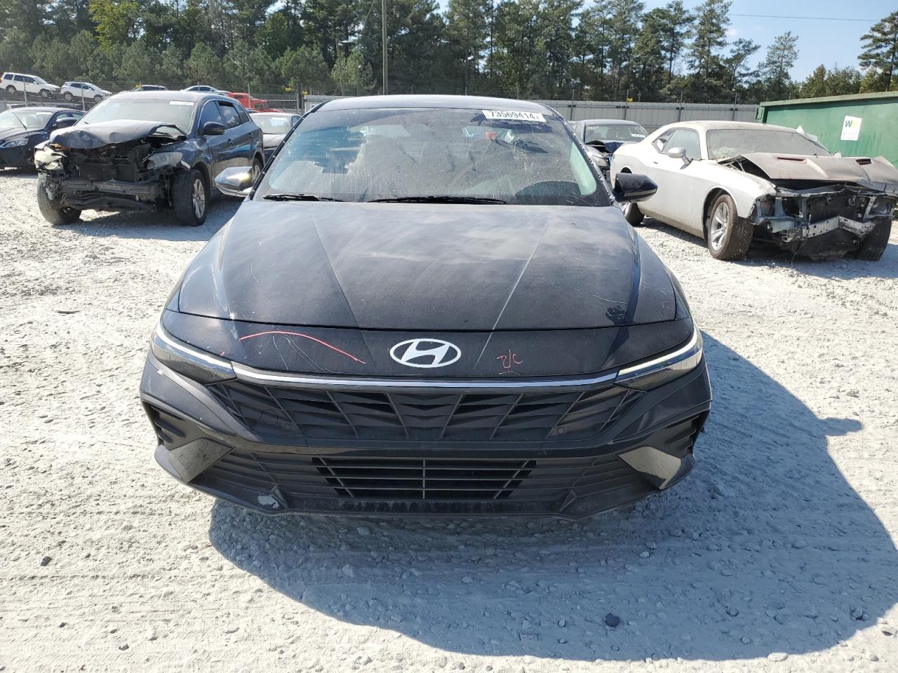 2024 Hyundai Elantra - Image 5