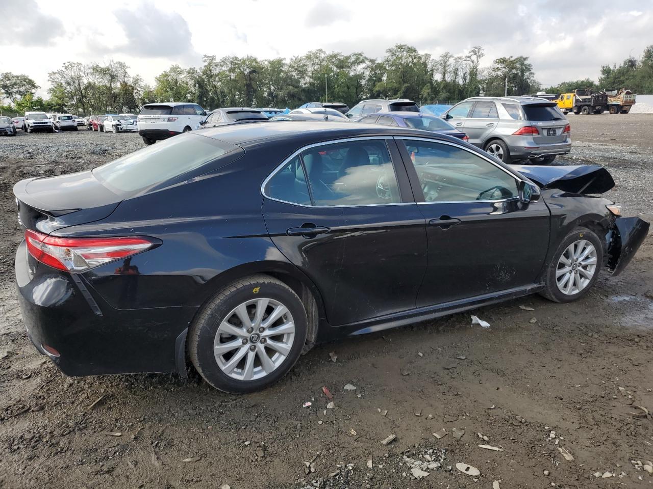 VIN 4T1B11HK1KU796976 2019 TOYOTA CAMRY no.3