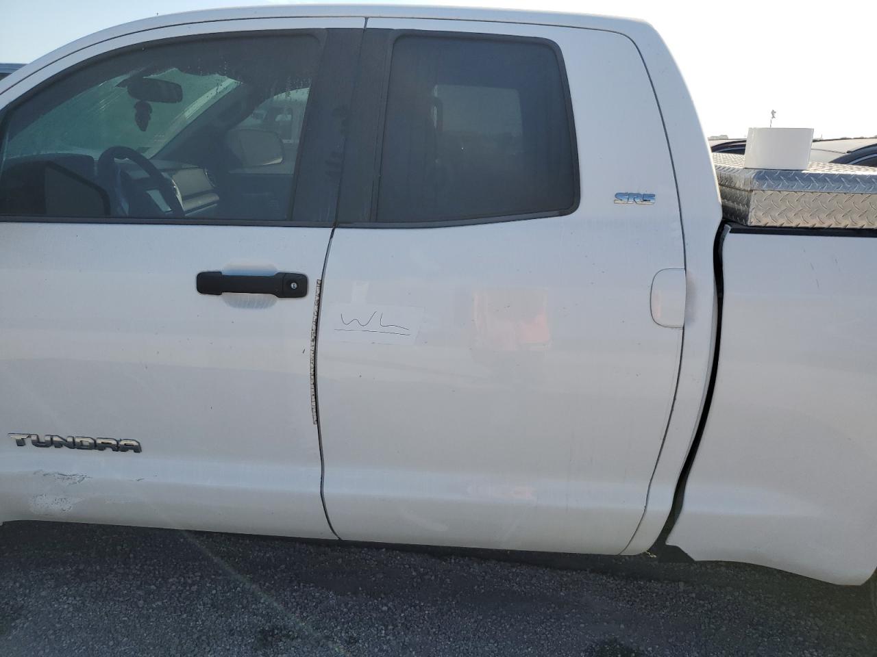 5TFRM5F18FX084142 2015 Toyota Tundra Double Cab Sr