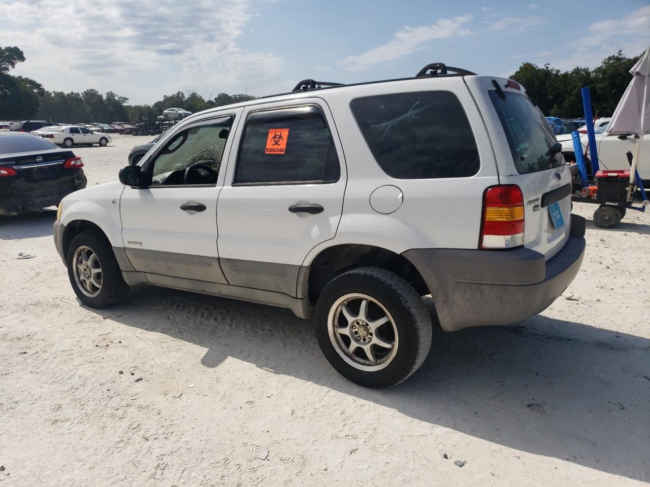 2002 Ford Escape - Image 2