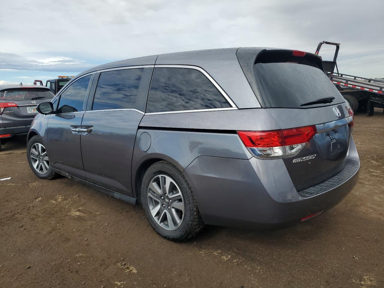 2014 Honda Odyssey - Image 2
