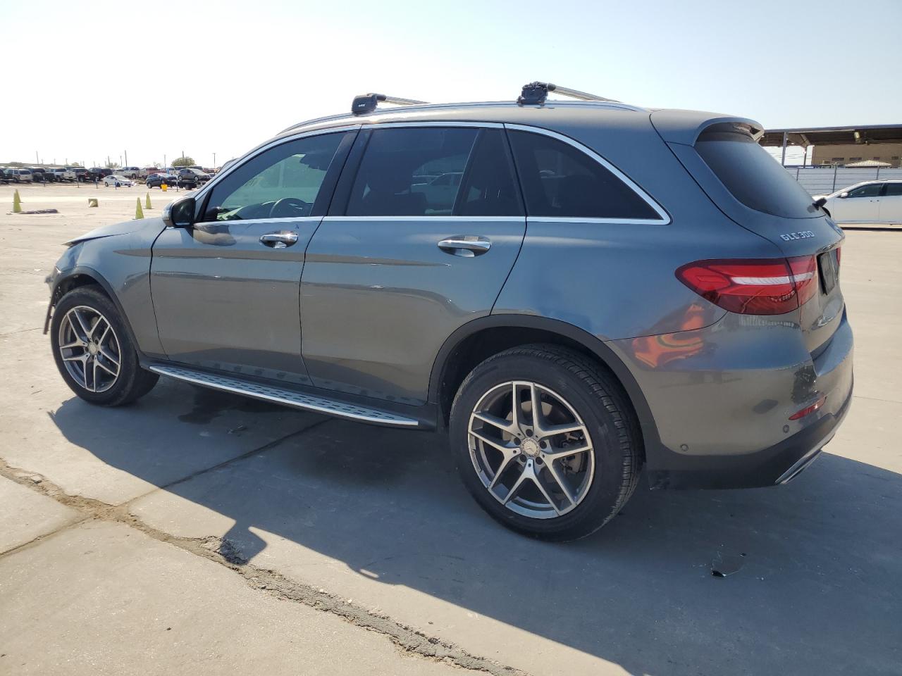 VIN WDC0G4KB3GF114156 2016 MERCEDES-BENZ GLC-CLASS no.2