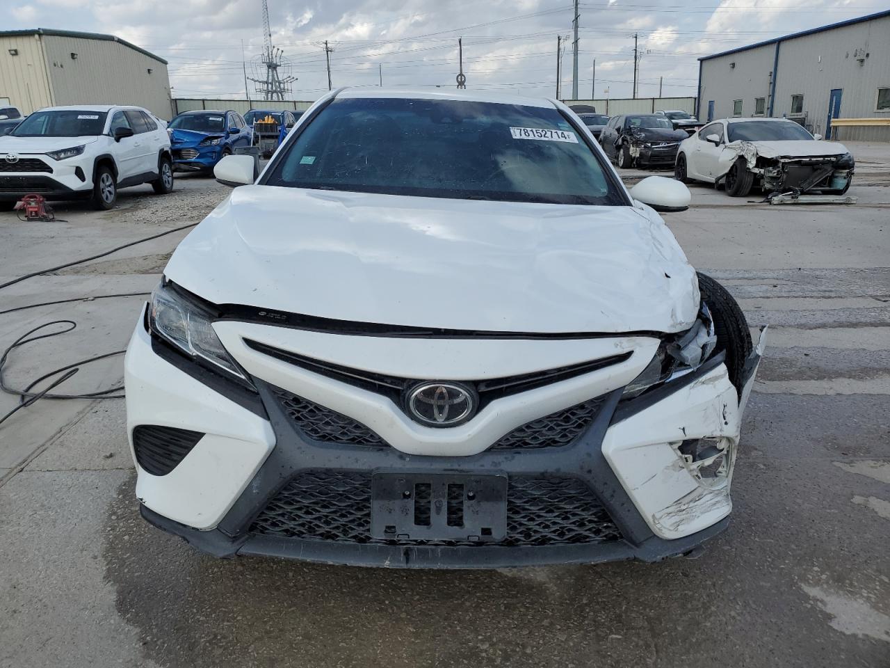 VIN 4T1B11HK3JU646723 2018 TOYOTA CAMRY no.5