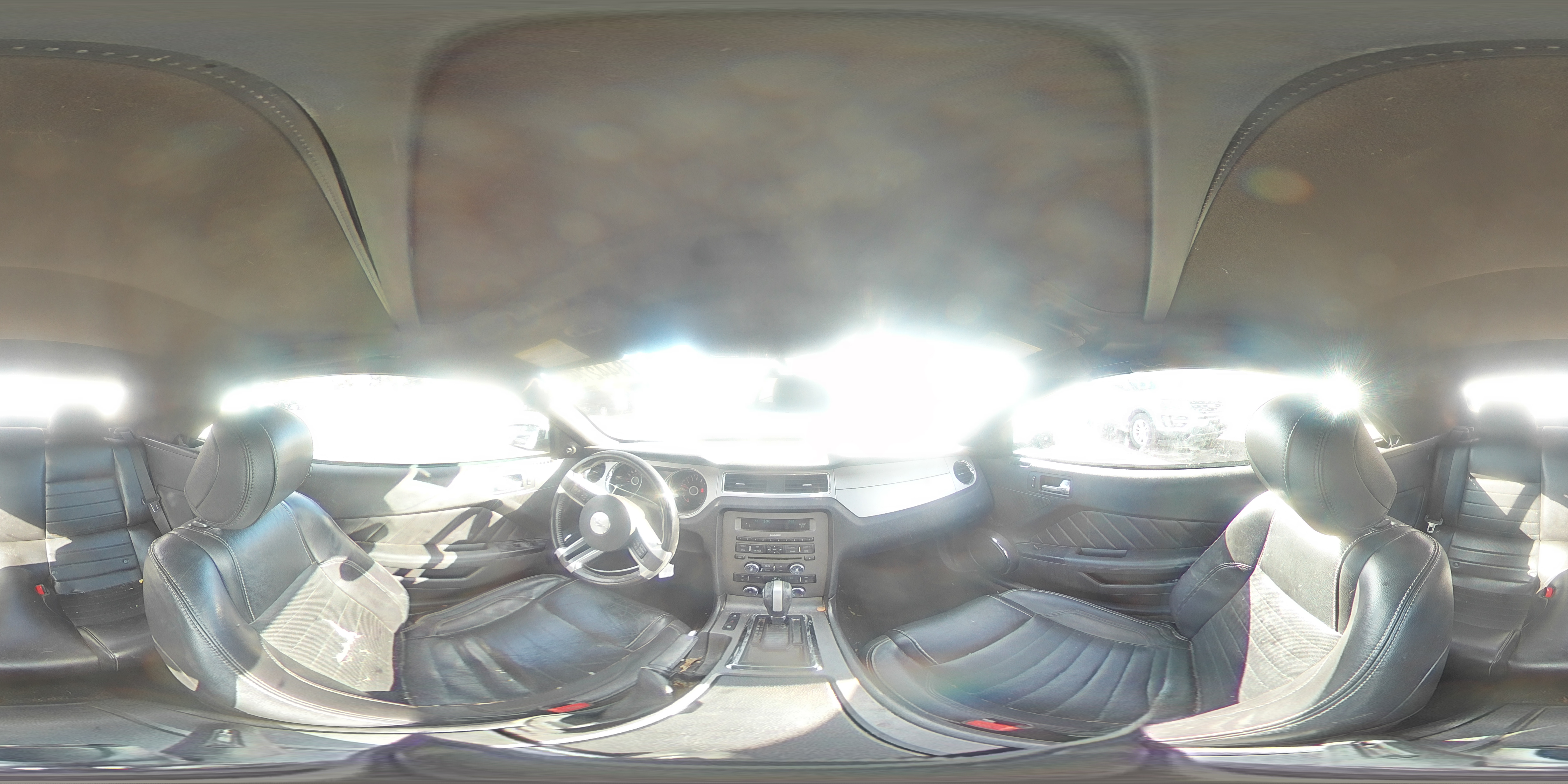 2014 Ford Mustang - Image 13