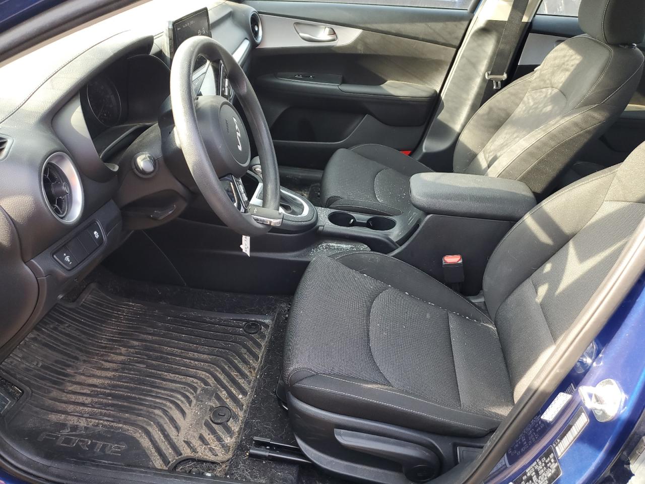 2024 Kia Forte - Image 7