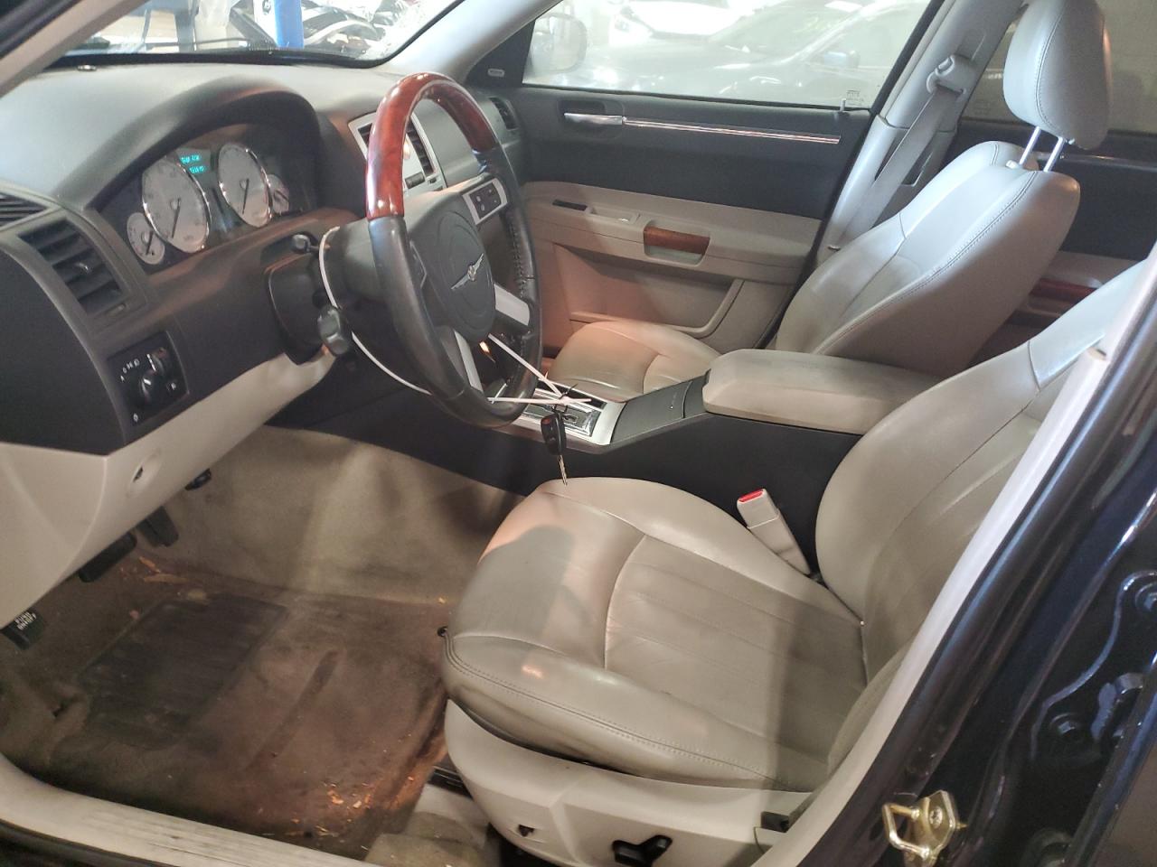 2007 Chrysler 300C VIN: 2C3KA63H57H611761 Lot: 74136254