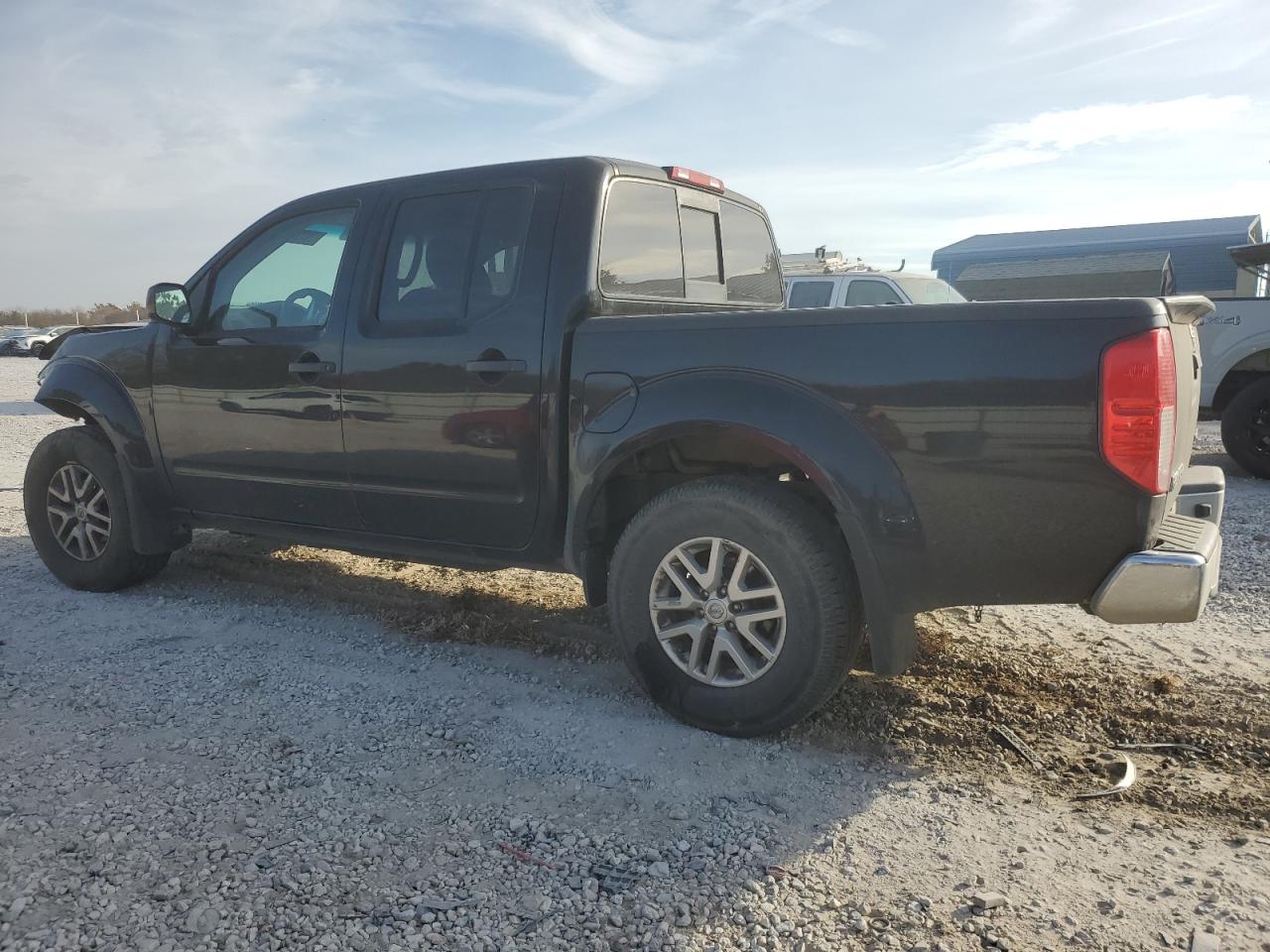 2019 Nissan Navara (Frontier) - Image 2