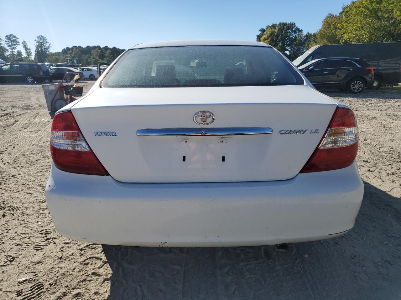 2003 Toyota Camry Le VIN: 4T1BE30K23U147829 Lot: 75740444