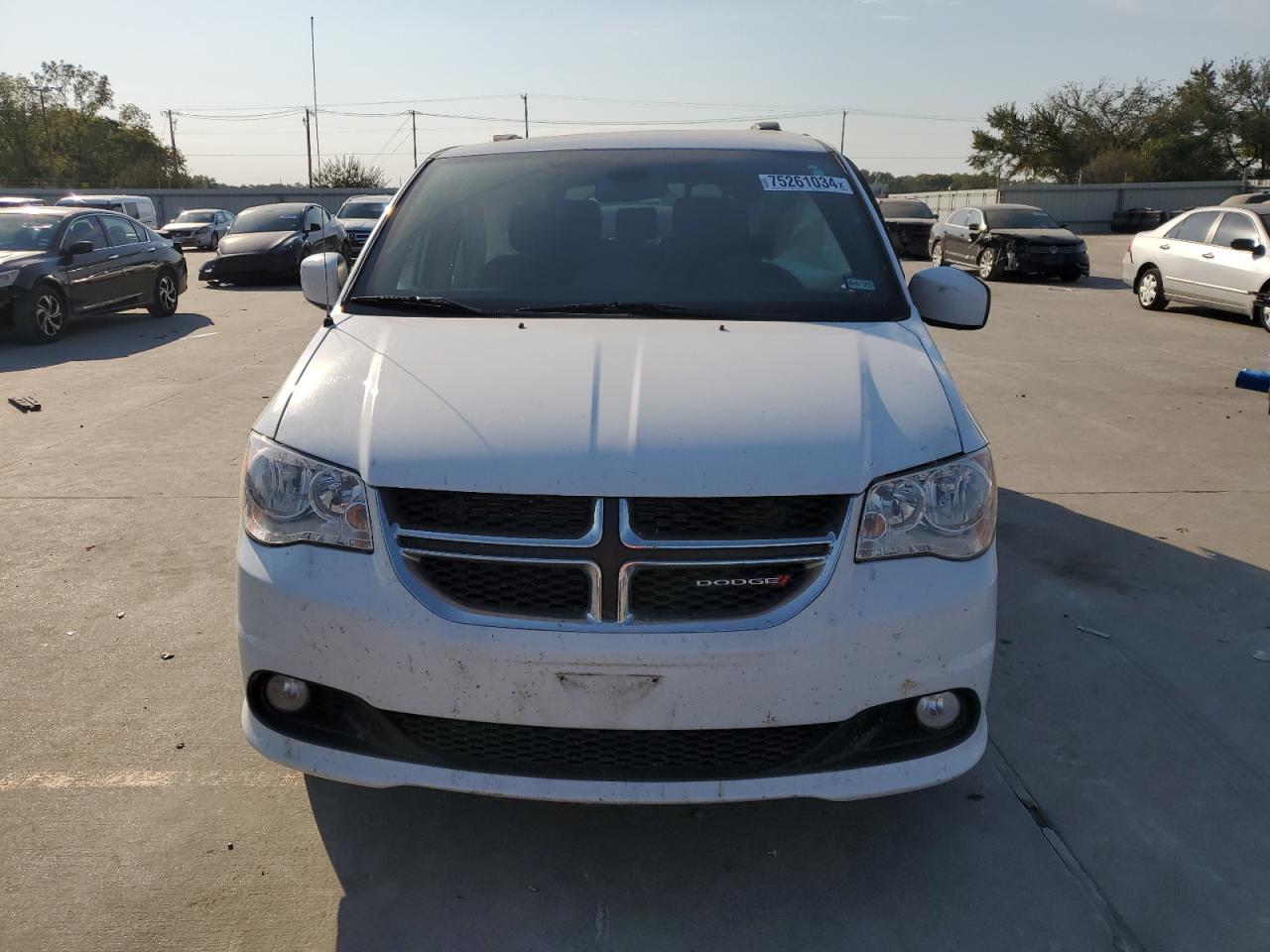 2019 Dodge Caravan - Image 5