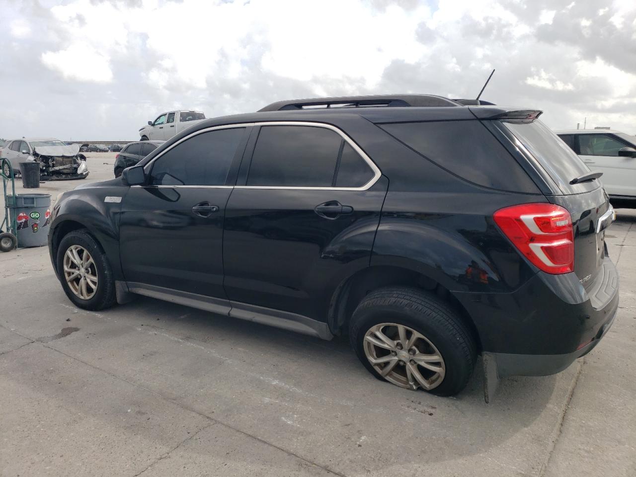 2017 Chevrolet Equinox - Image 2