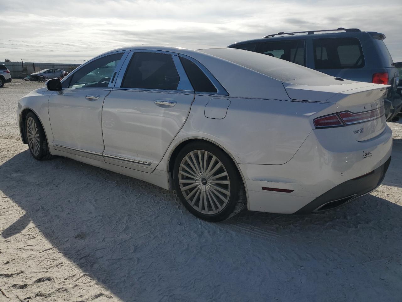 2017 Lincoln MKZ - Image 2