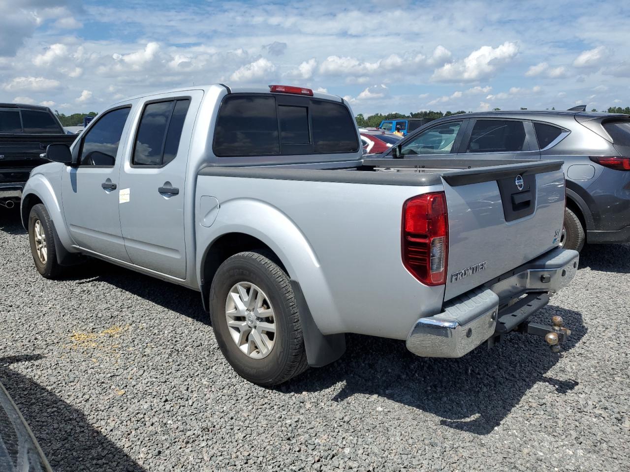 1N6DD0ER4KN741641 2019 NISSAN NAVARA - Image 2