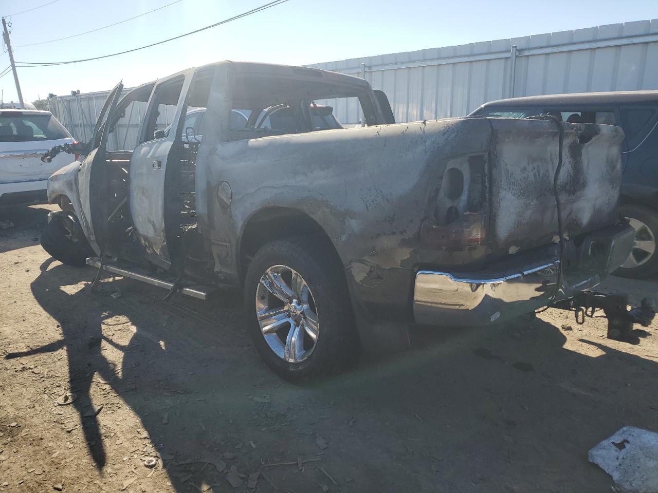 2015 RAM 1500 - Image 2