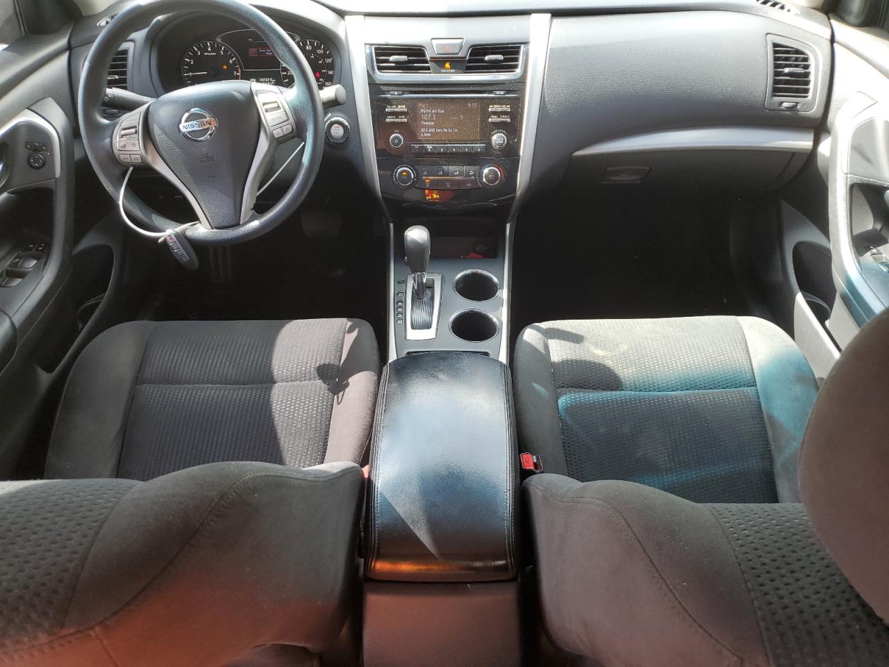 2015 Nissan Altima - Image 8