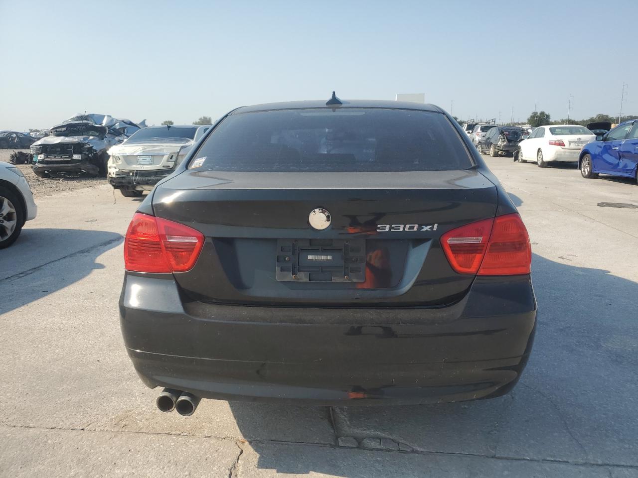 WBAVD33596KL51860 2006 BMW 330 Xi