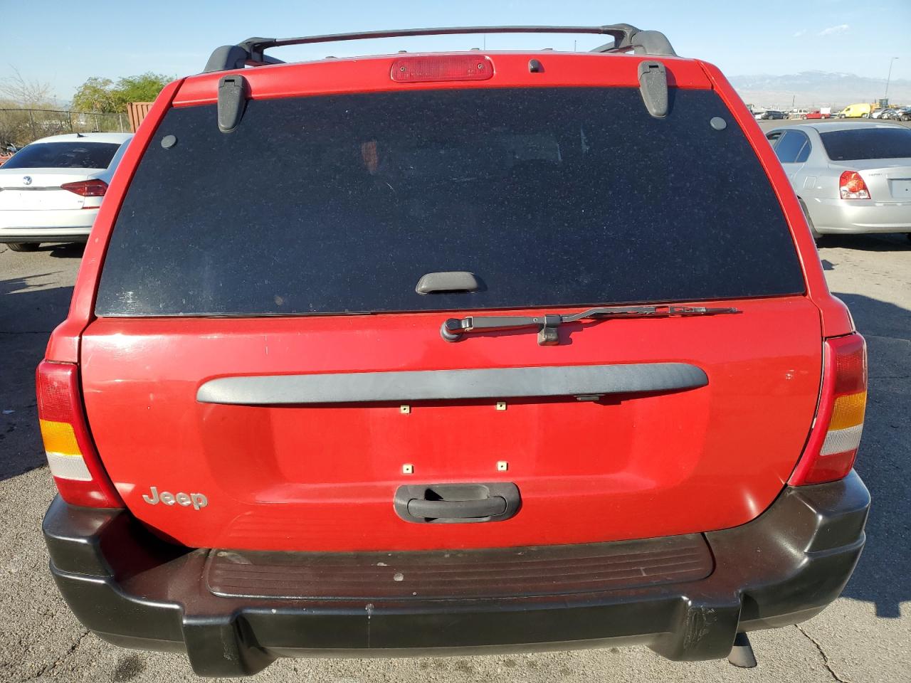 2000 Jeep Grand Cherokee Laredo VIN: 1J4G248S2YC147723 Lot: 73209234