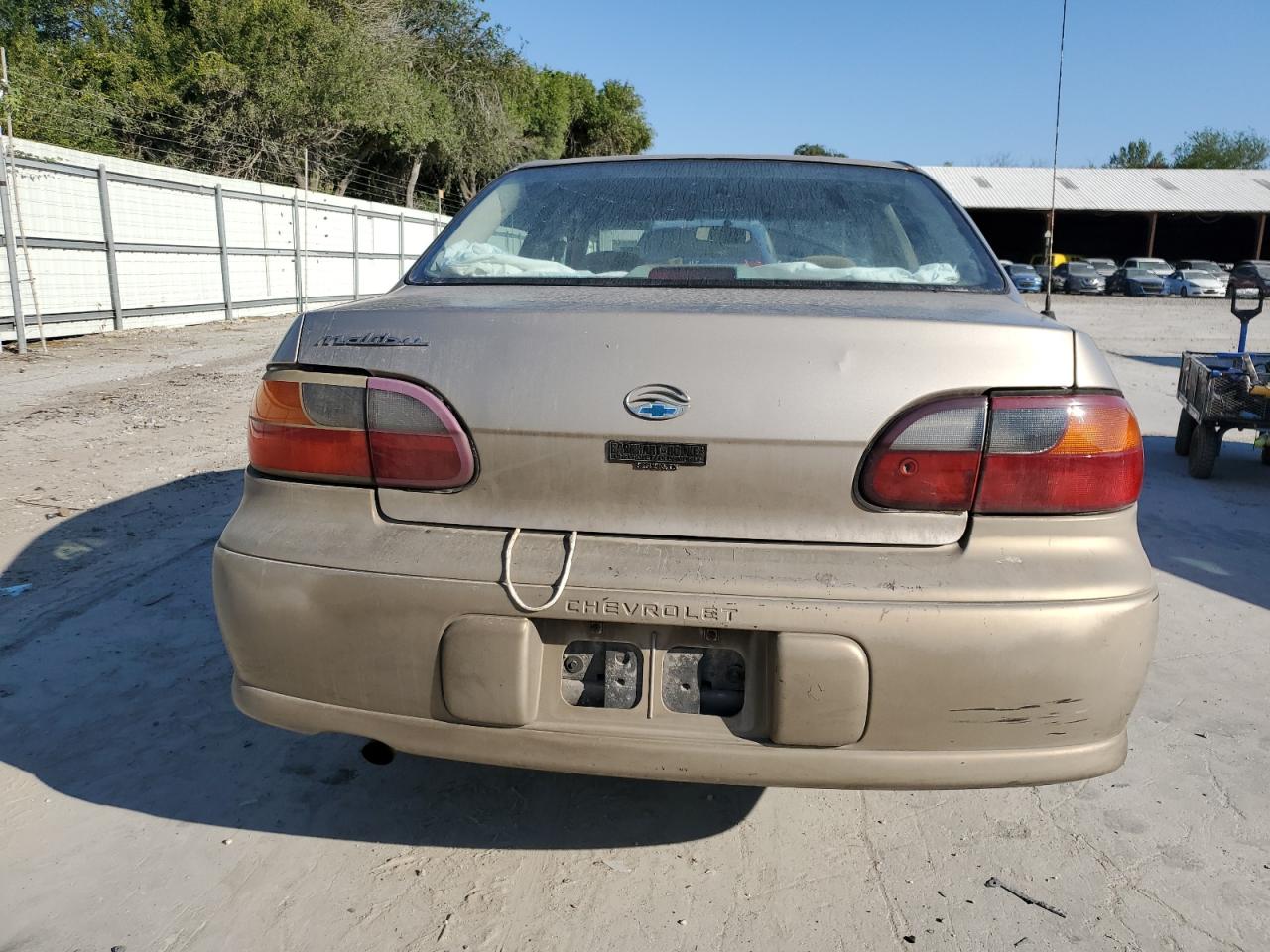 1998 Chevrolet Malibu VIN: 1G1ND52T9WY108585 Lot: 74803894