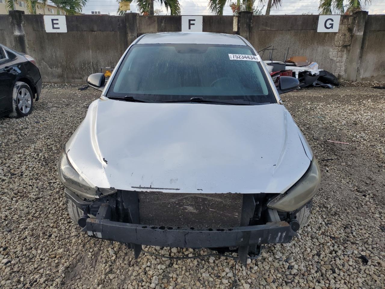 5NPD84LF0JH301678 2018 Hyundai Elantra Sel