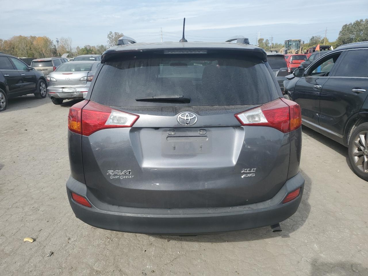 2T3RFREV0FW396868 2015 Toyota Rav4 Xle