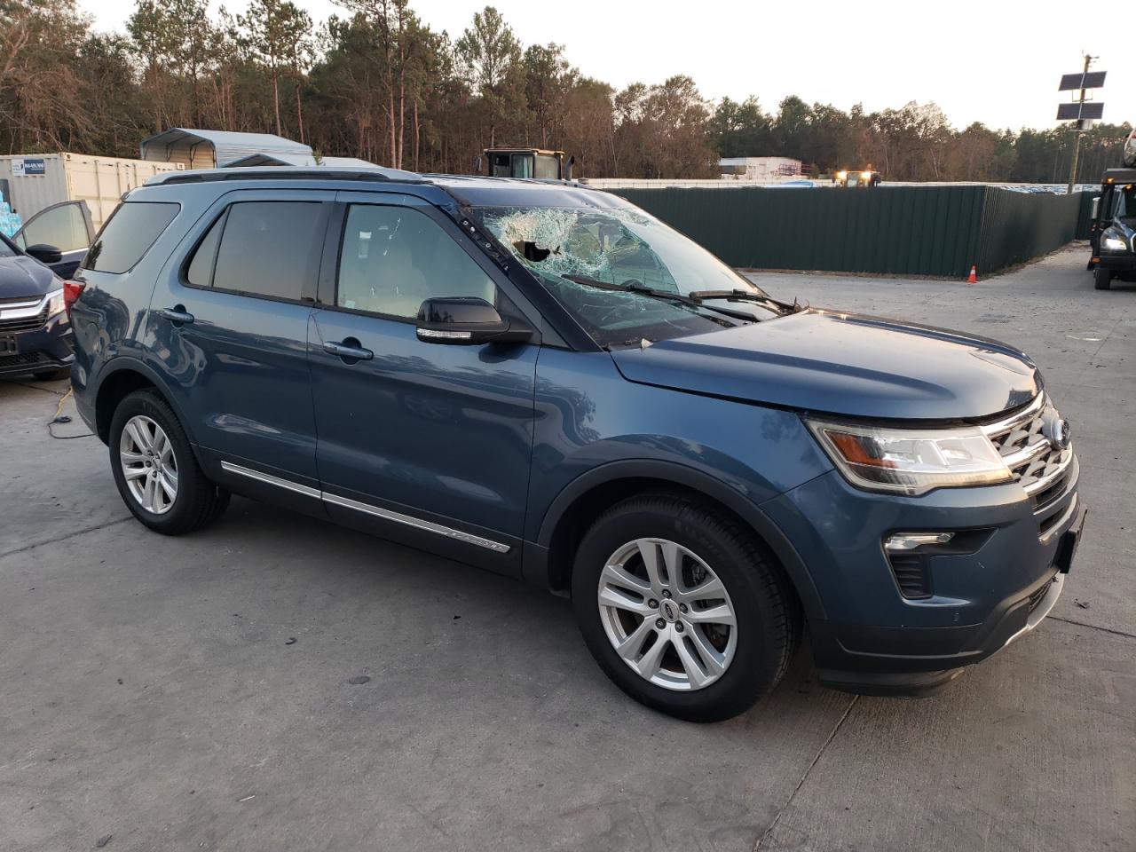 2018 Ford Explorer - Image 4