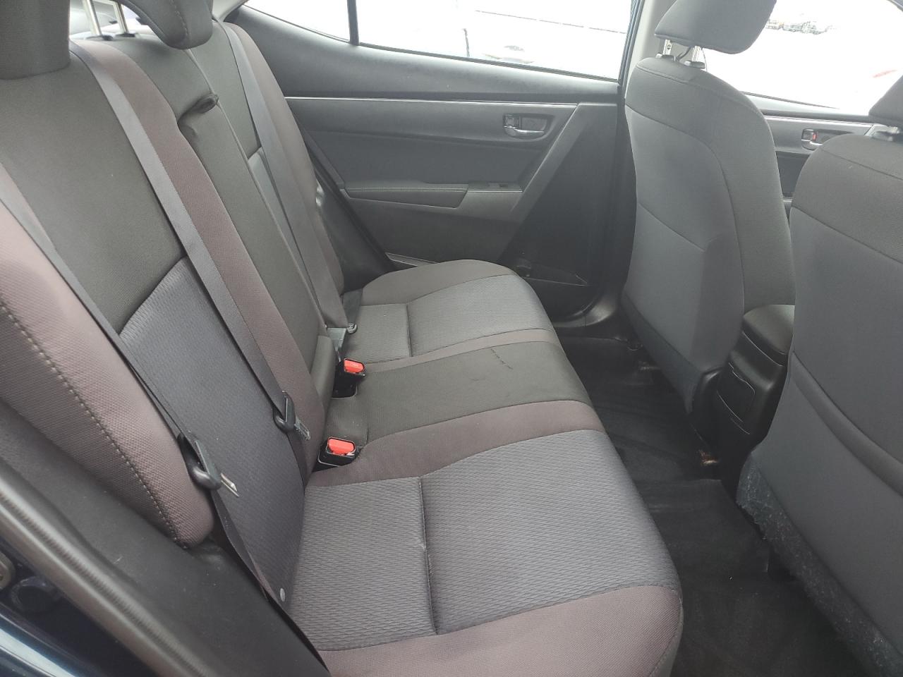 2017 Toyota Corolla L VIN: 5YFBURHE8HP732251 Lot: 73929694