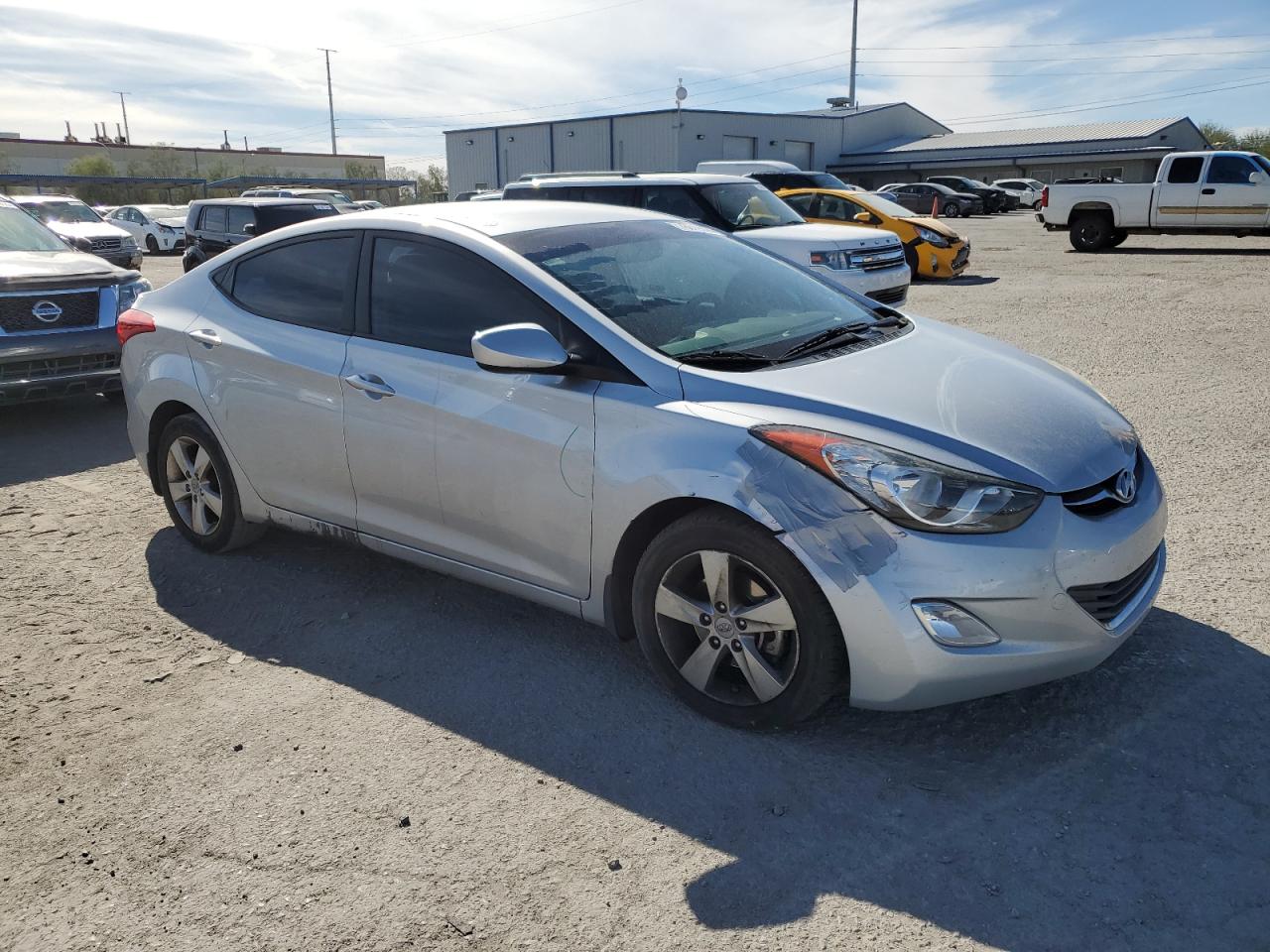 2013 Hyundai Elantra - Image 4
