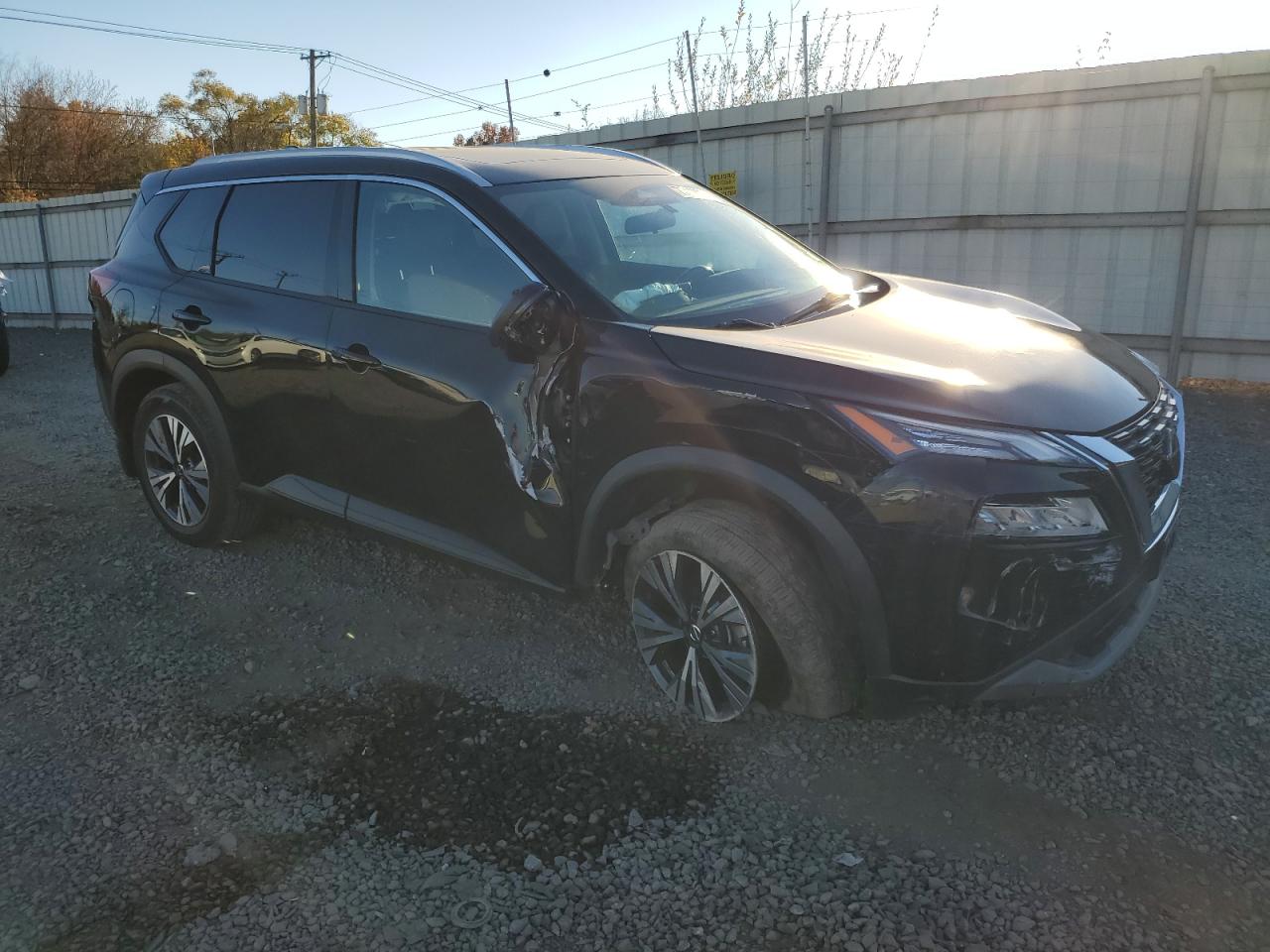 2021 Nissan Rogue - Image 4