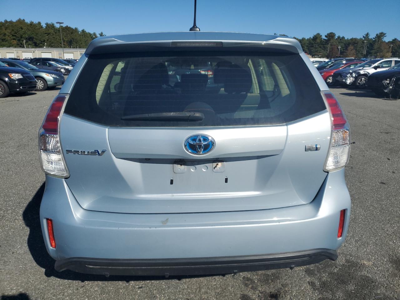 JTDZN3EUXFJ023908 2015 Toyota Prius V