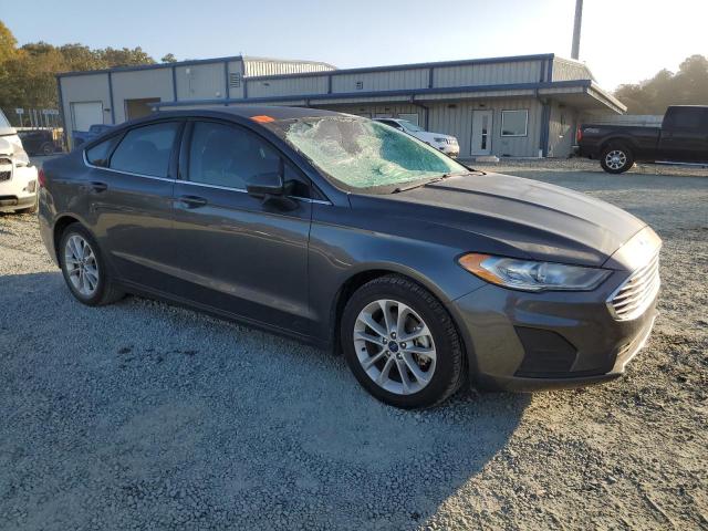 3FA6P0HD3LR255961 Ford Fusion SE 4