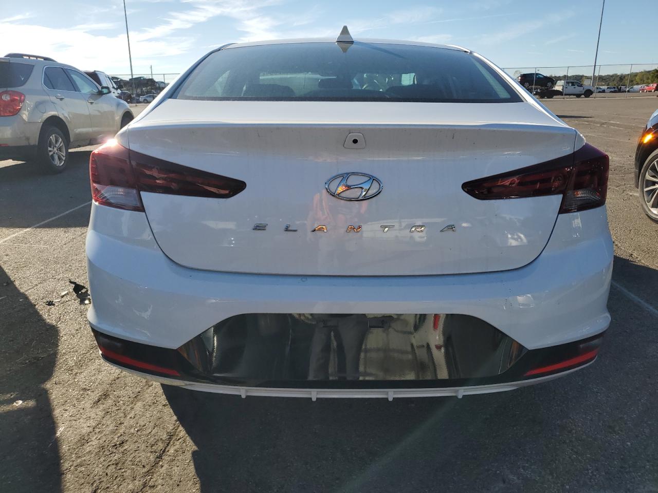 2020 Hyundai Elantra Sel VIN: 5NPD84LF3LH520928 Lot: 73502354