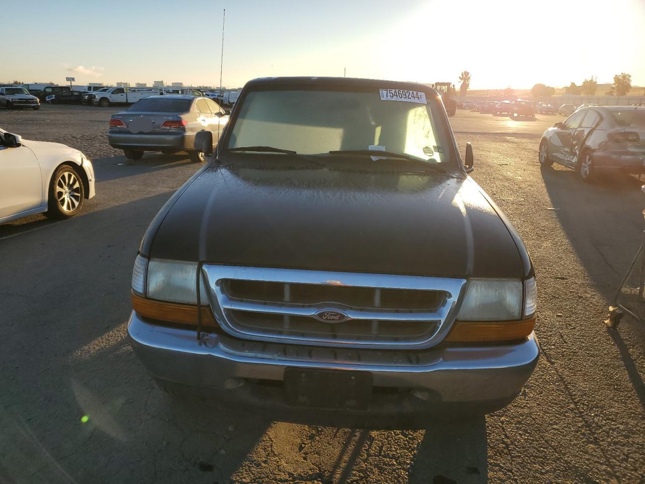 2000 Ford Ranger Super Cab VIN: 1FTYR14C1YPC15070 Lot: 75469244