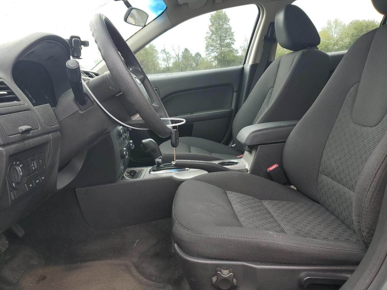 2010 Ford Fusion Se VIN: 3FAHP0HA7AR165725 Lot: 75113024