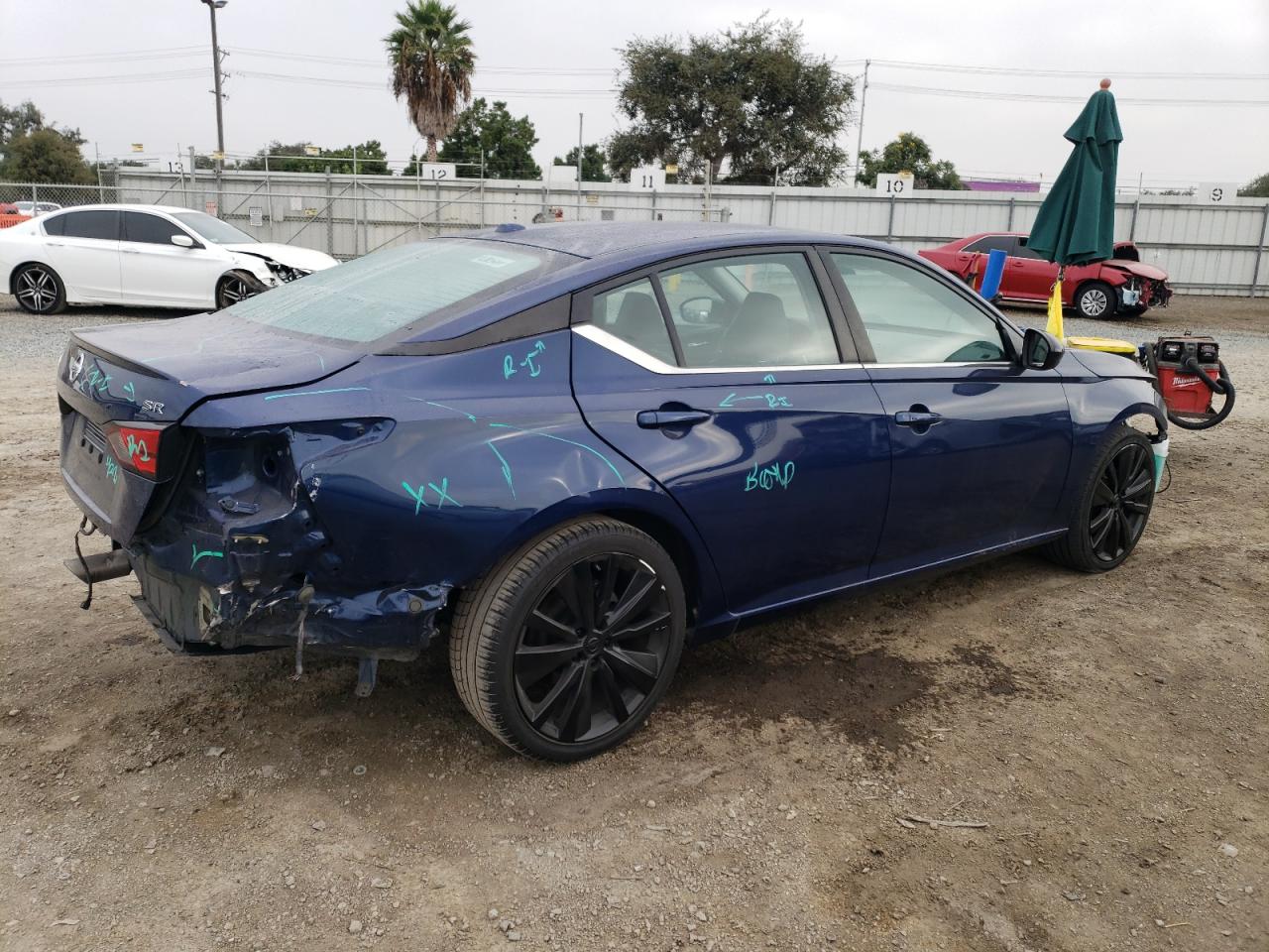 2021 Nissan Altima - Image 3