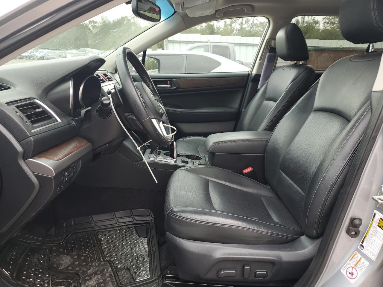 2015 Subaru Outback - Image 7