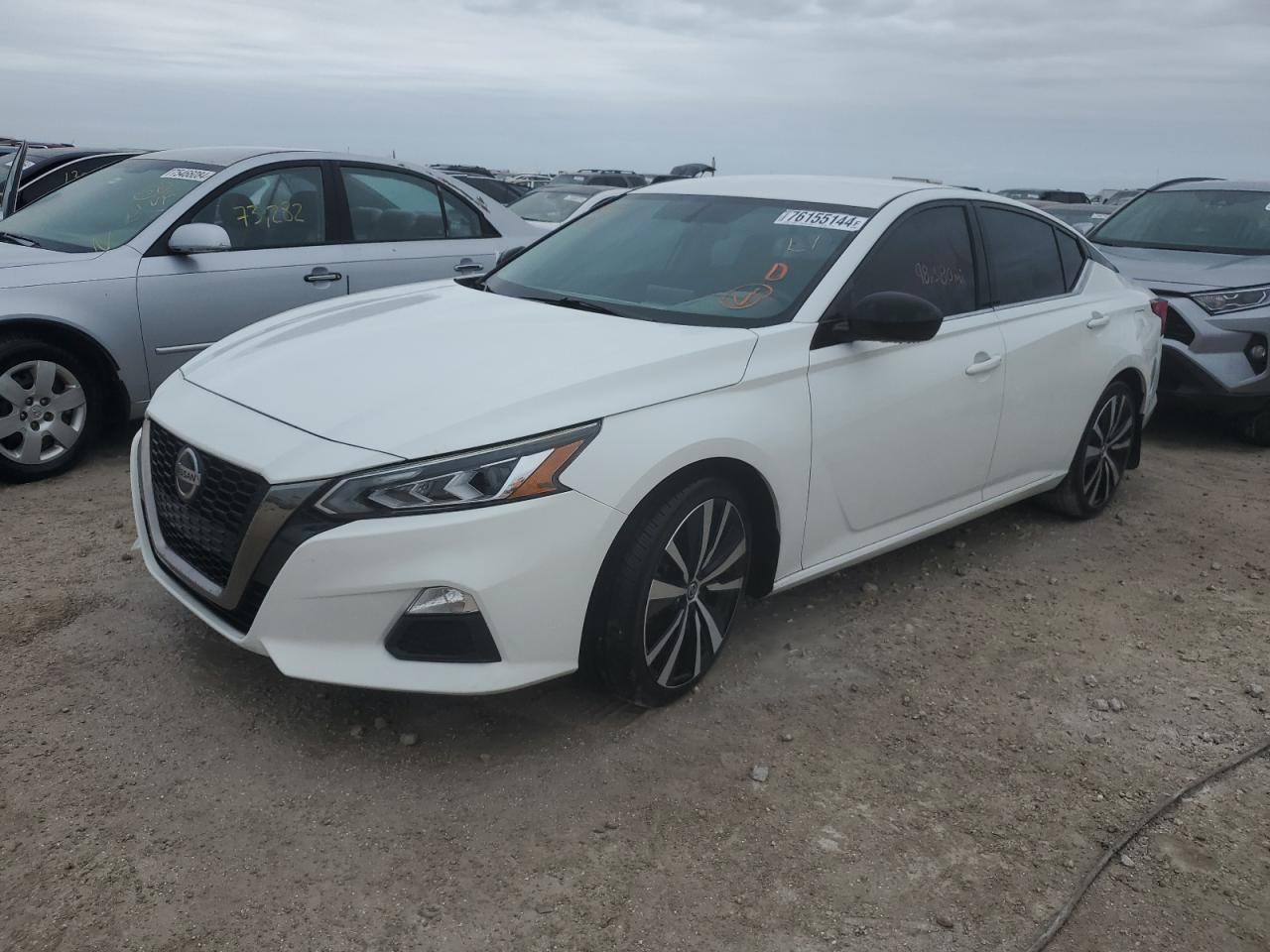 2019 Nissan Altima - Image 1