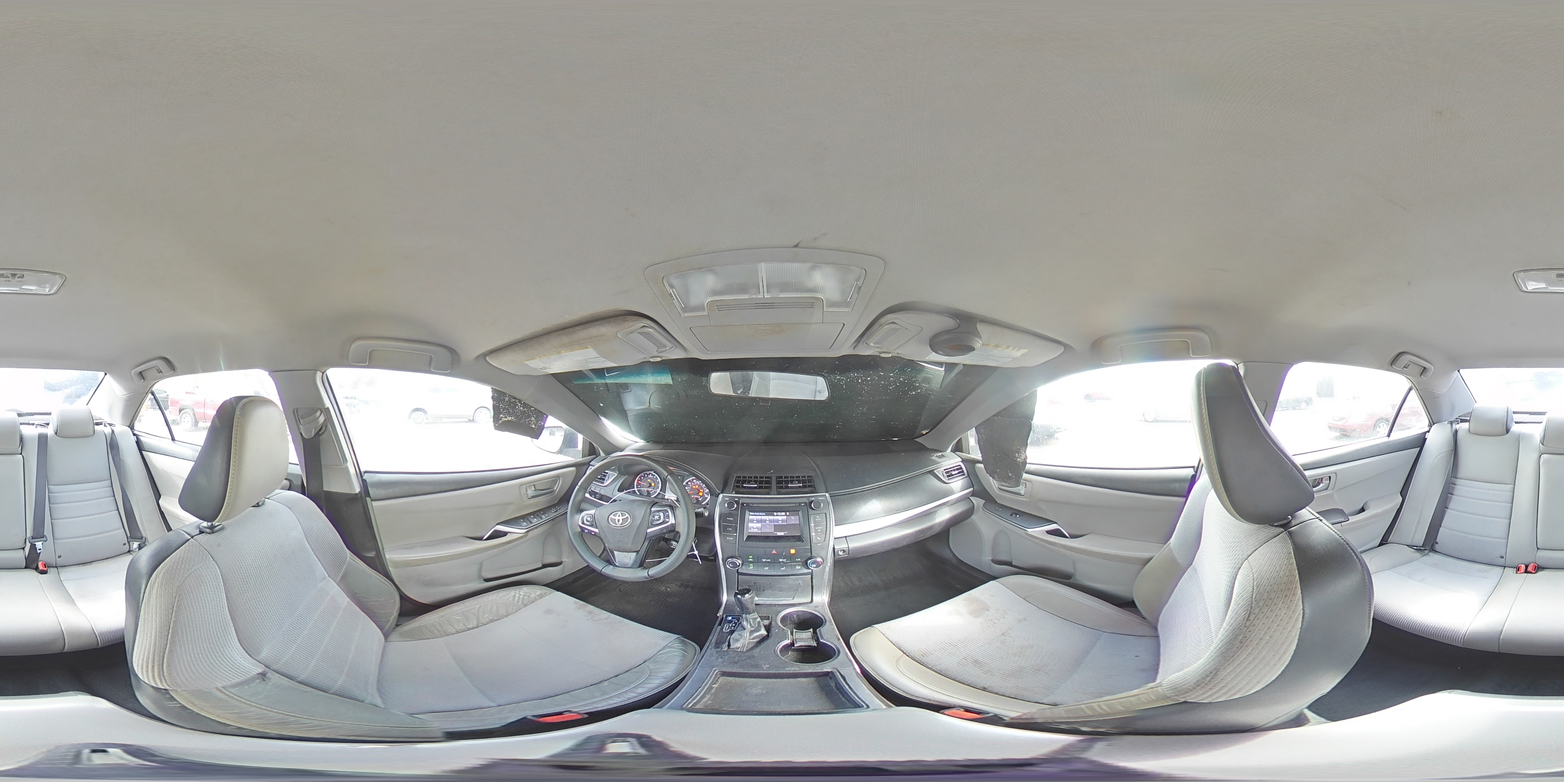 2017 Toyota Camry - Image 15