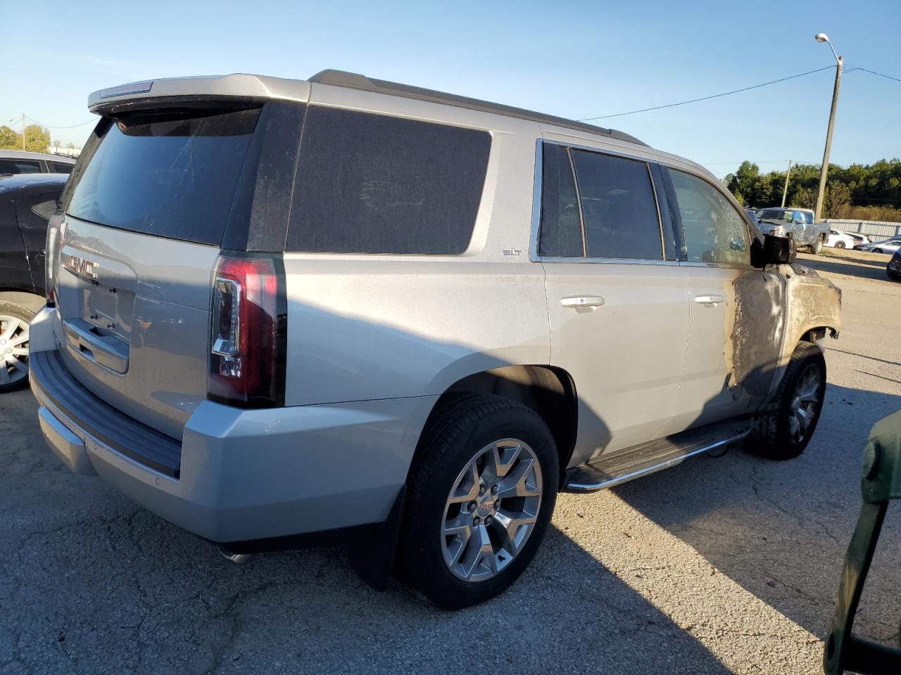 2017 GMC Yukon - Image 3