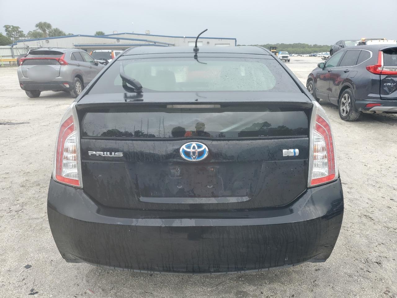 JTDKN3DUXE0357587 2014 Toyota Prius