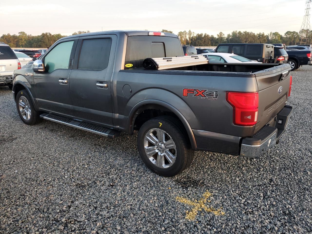 1FTEW1EG3JFA26025 2018 FORD F-150 - Image 2