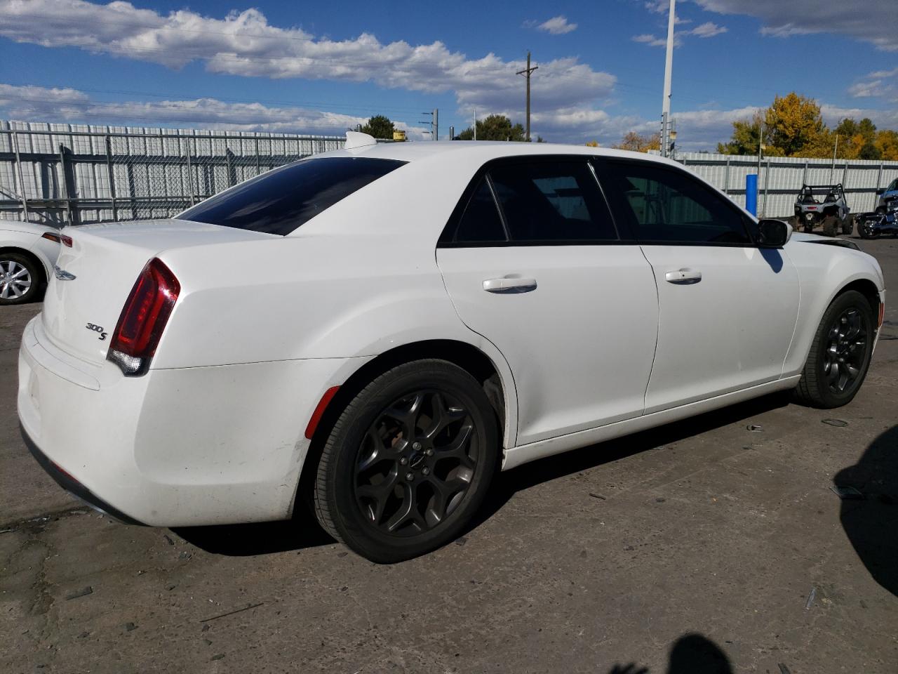 2015 Chrysler 300 - Image 3