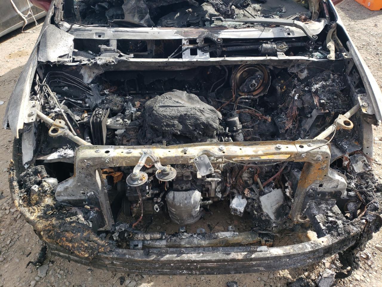 2017 Chrysler Pacifica - Image 12