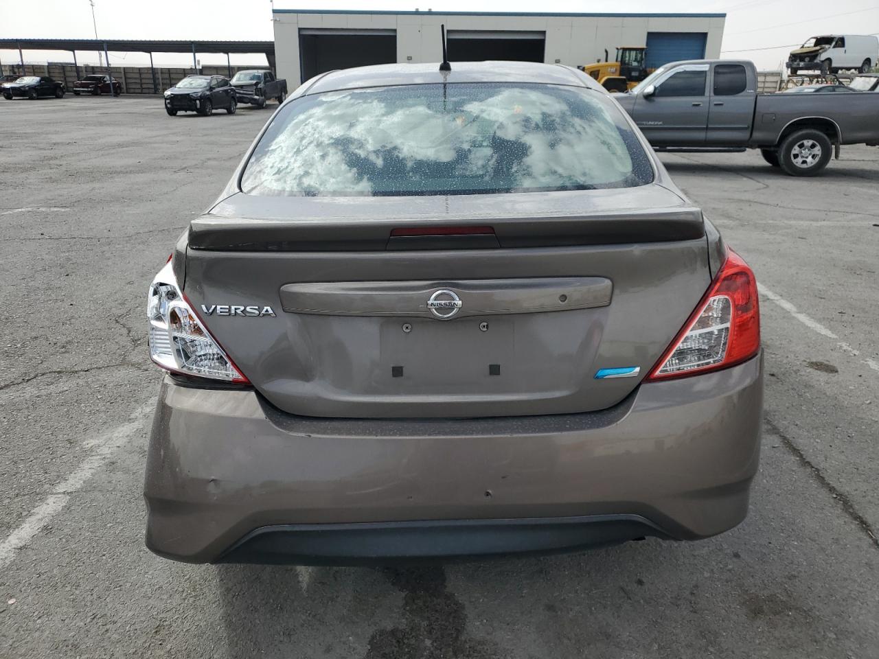 2016 Nissan Versa - Image 6