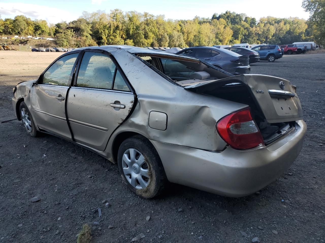 2004 Toyota Camry Le VIN: 4T1BE32K84U293182 Lot: 74183624